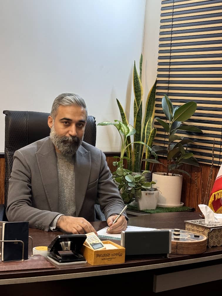 وکیل دادگستری داوود کریمی