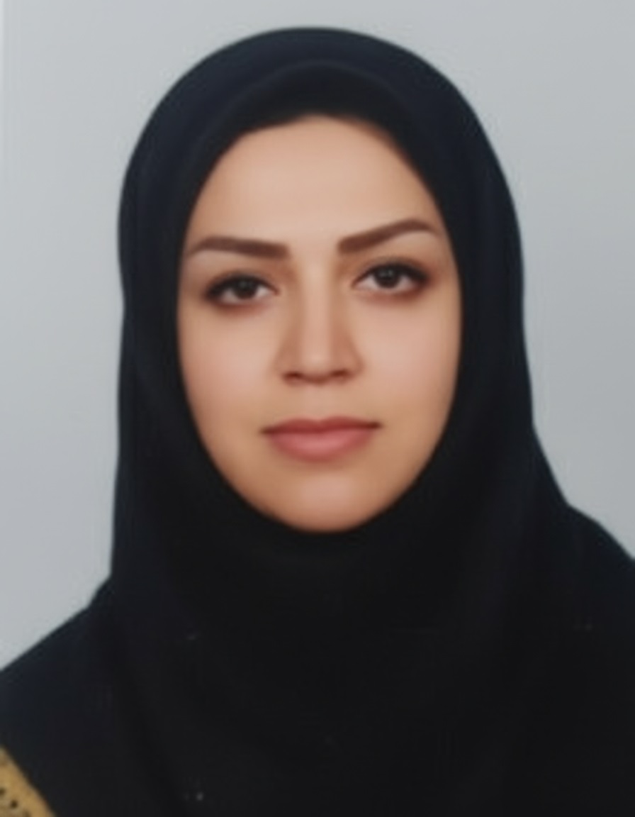 وکیل کارآموز آزاده سادات حسینی بنویدی