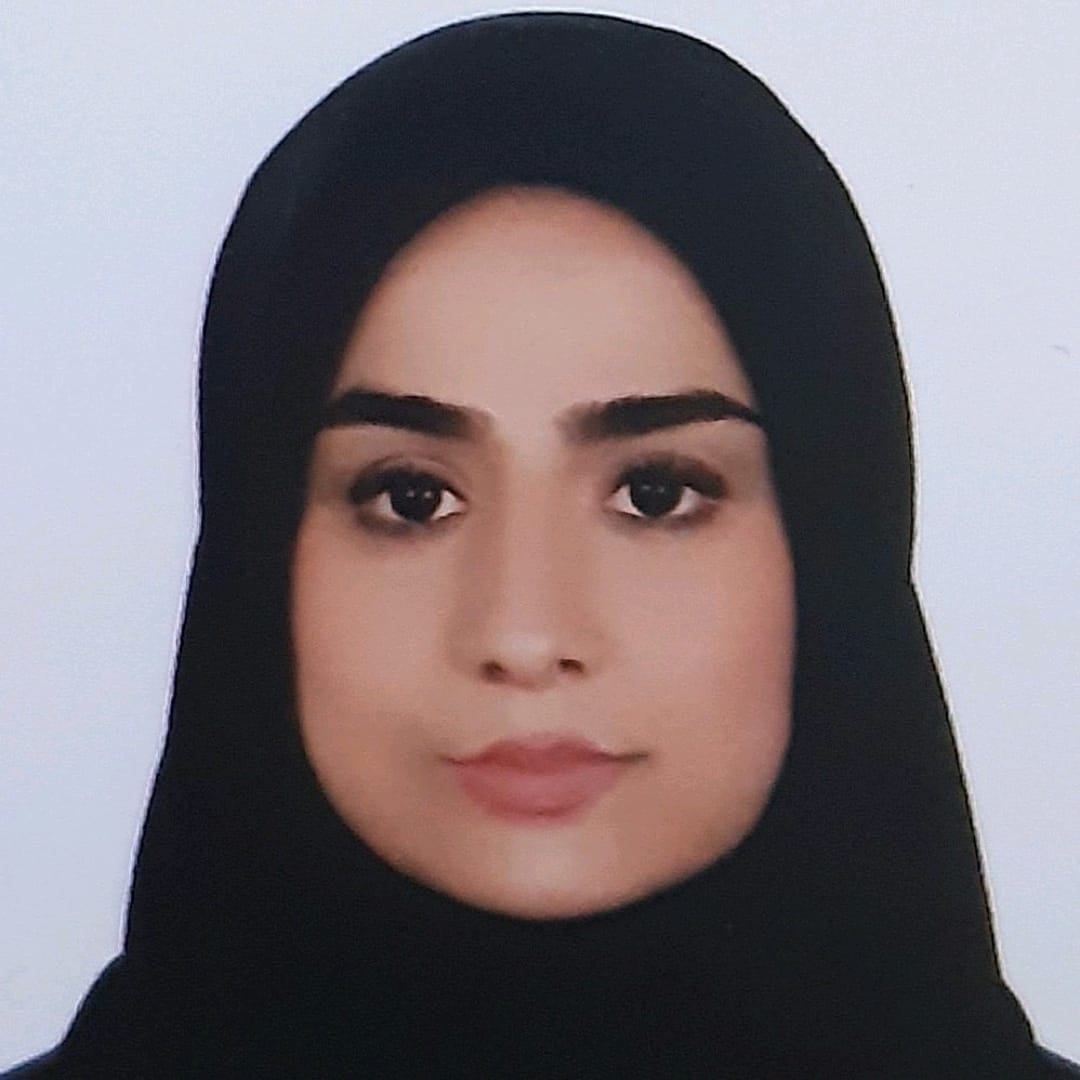 وکیل پایه یک دادگستری سارا مقرب